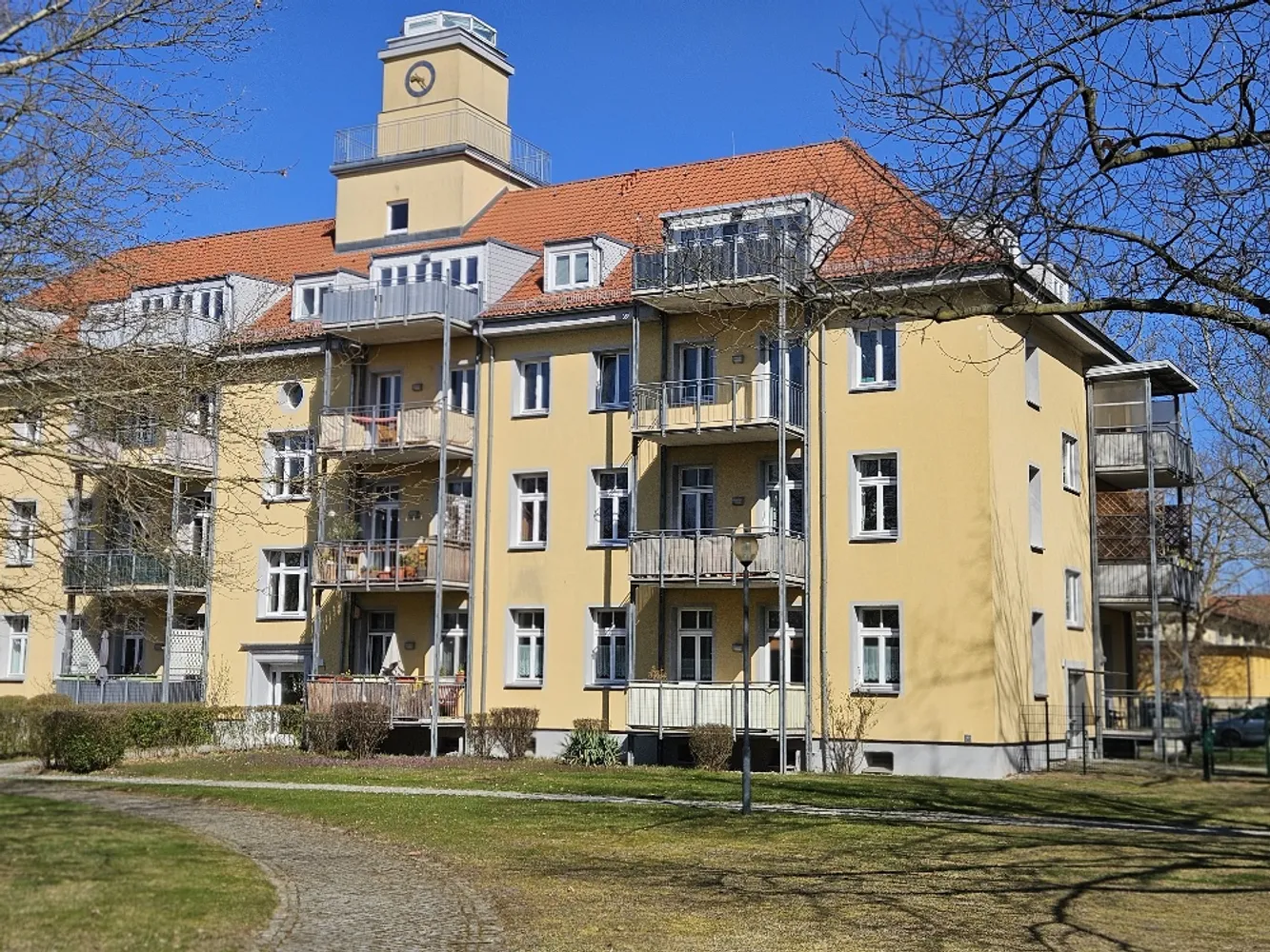 2 Zimmer Wohnung mit 80 m² in Potsdam – Bild 1