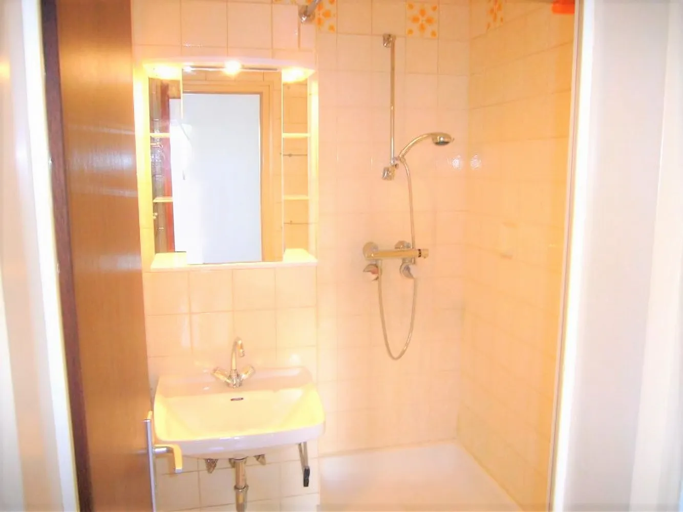 1 Zimmer Wohnung mit 31 m² in Saarbrücken – Bild 6
