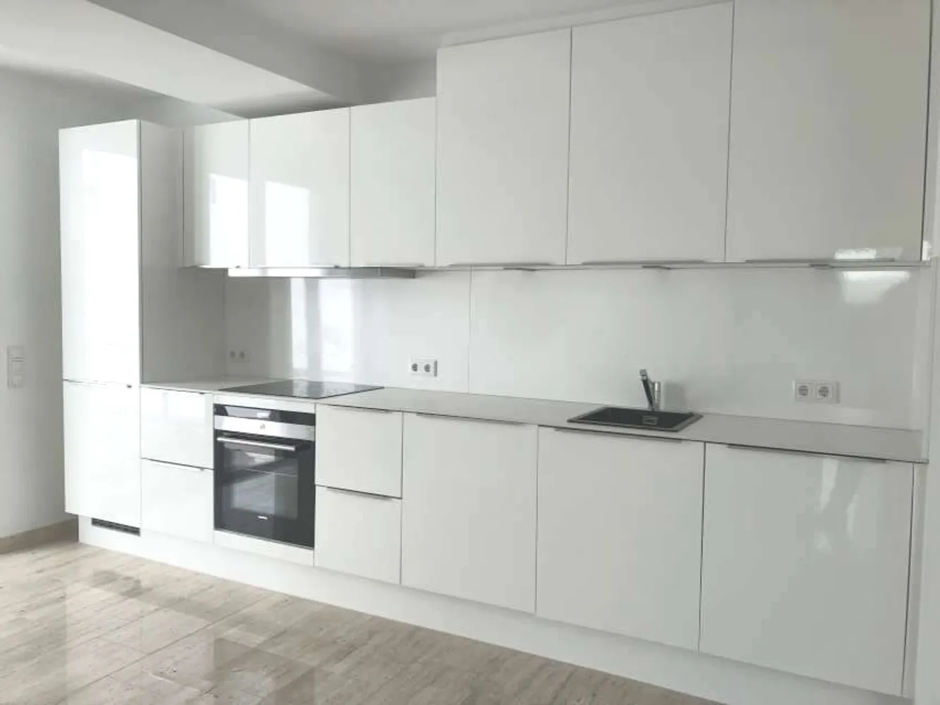 2 Zimmer Wohnung mit 110 m² in Wiesbaden – Bild 11