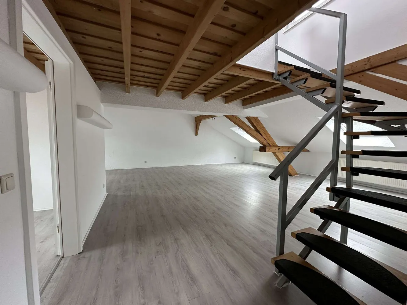 3 Zimmer Wohnung mit 100 m² in Kaiserslautern – Bild 2