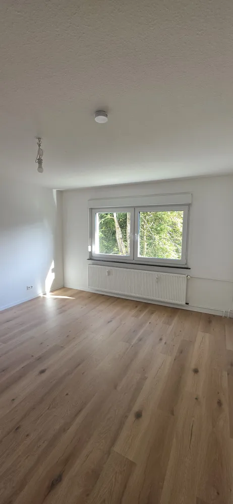 3 Zimmer Wohnung mit 70 m² in Leverkusen – Bild 2