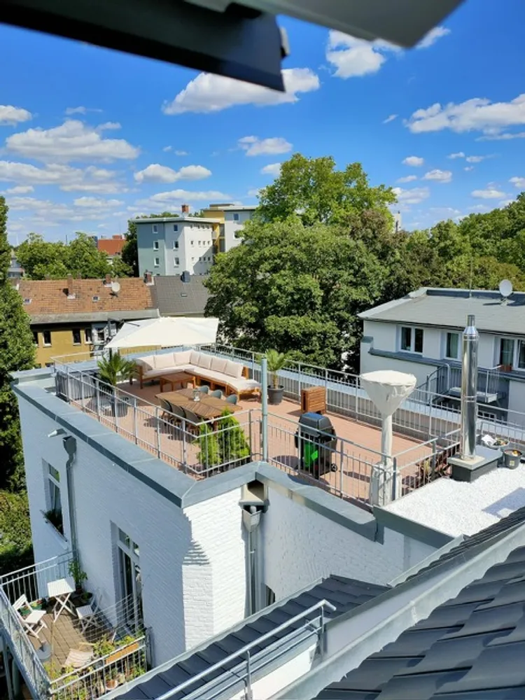 3 Zimmer Wohnung mit 110 m² in Köln – Bild 1