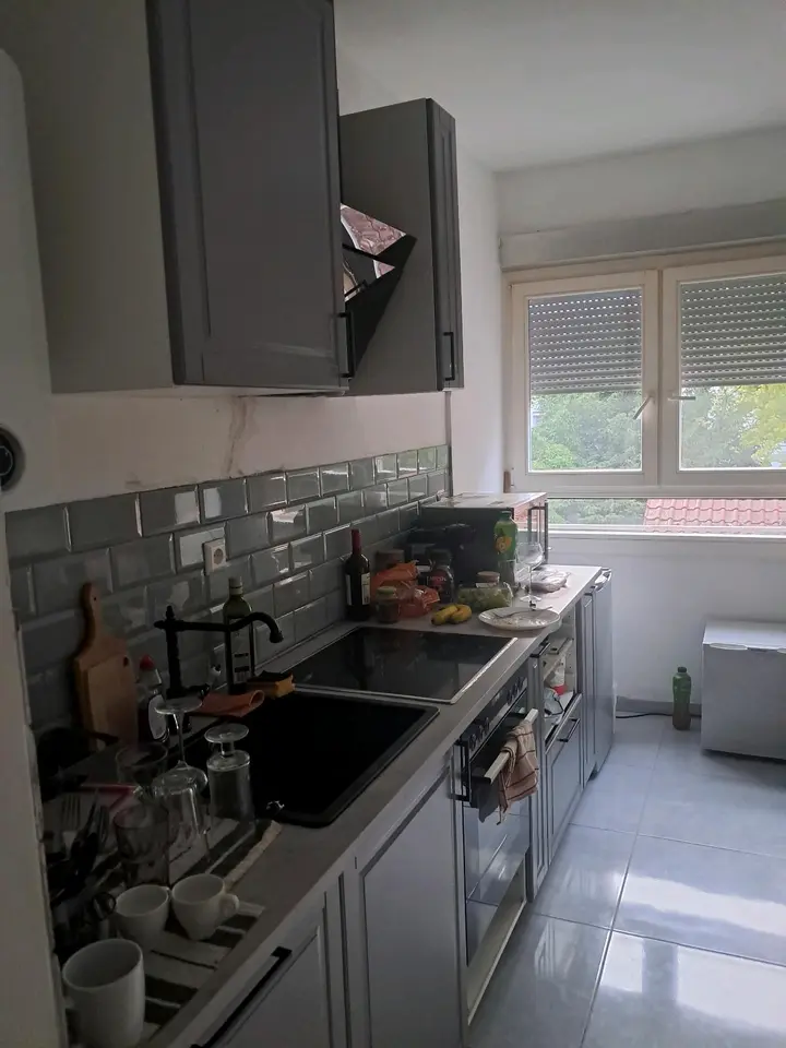 Shared room with 76 m² in Stuttgart – Photo 4