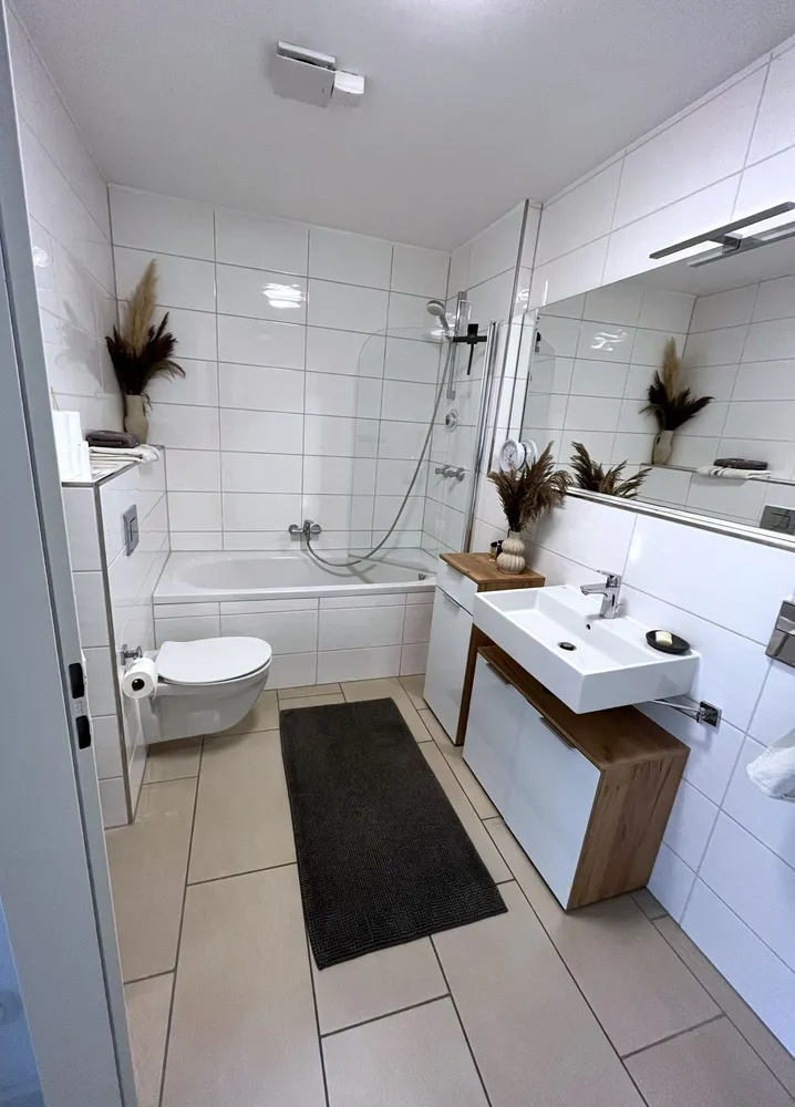 2 Zimmer Wohnung mit 50 m² in Hürth – Bild 2