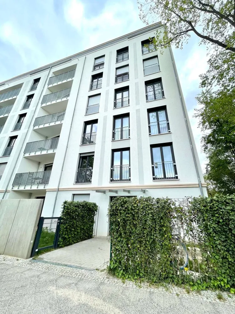 2 Zimmer Wohnung mit 43 m² in Berlin – Bild 1