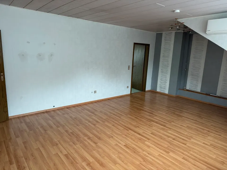 3 Zimmer Wohnung mit 80 m² in Oberhausen – Bild 1