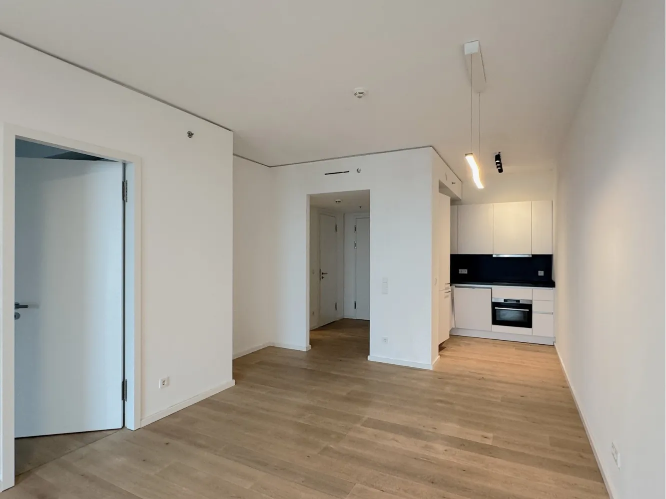 2 room apartment with 59 m² in Frankfurt am Main – Photo 3