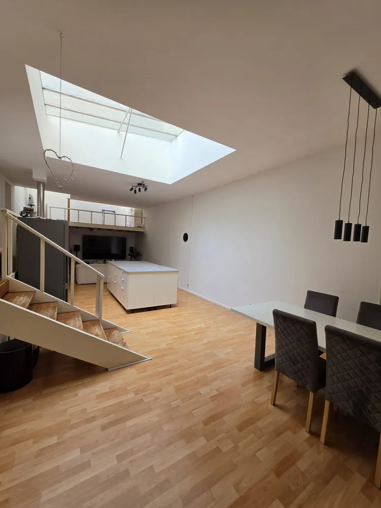 3 Zimmer Wohnung mit 121 m² in Berlin – Bild 1