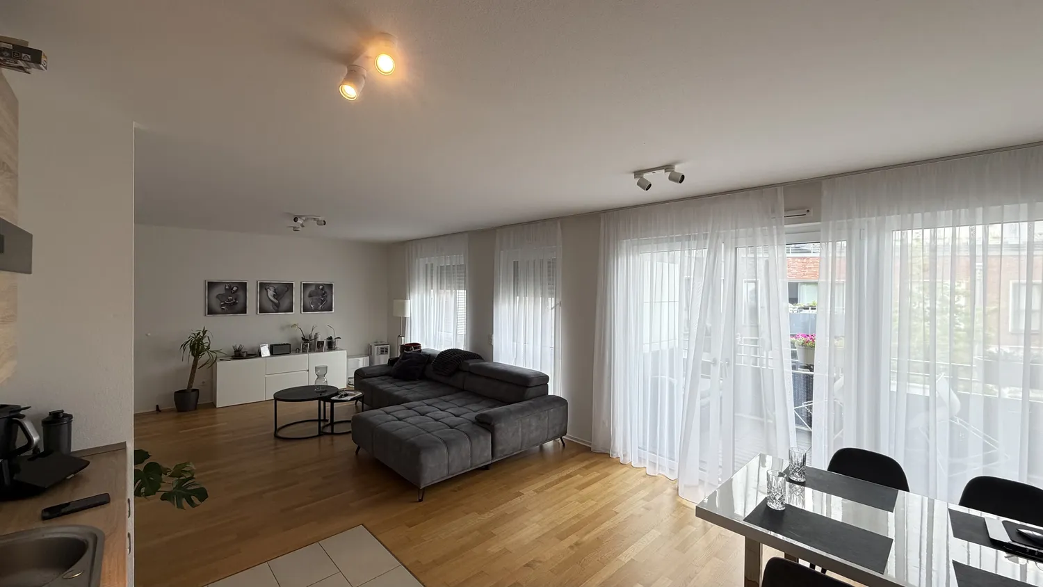 4 Zimmer Wohnung mit 92 m² in Düsseldorf – Bild 4