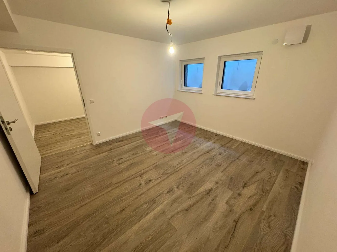 7 Zimmer Wohnung mit 193 m² in Hamburg – Bild 10