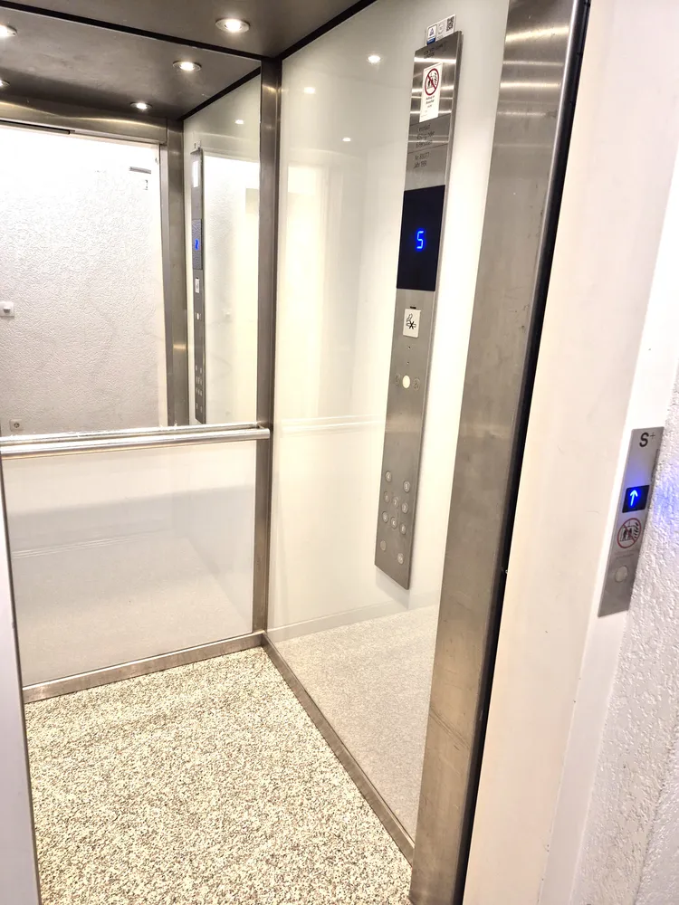 3 Zimmer Wohnung mit 89 m² in Düsseldorf – Bild 3