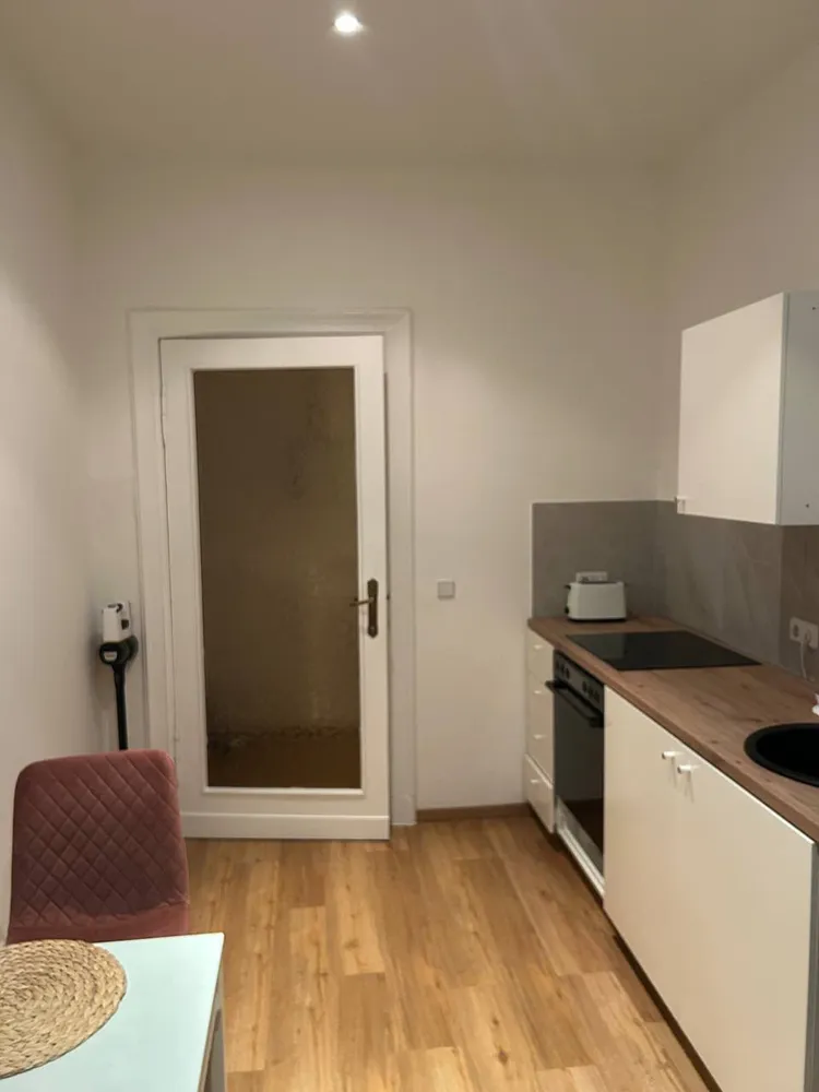 1 room apartment with 56 m² in Berlin – Photo 3