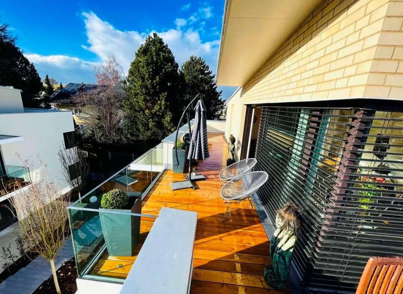2 Zimmer Wohnung mit 75 m² in München – Bild 1