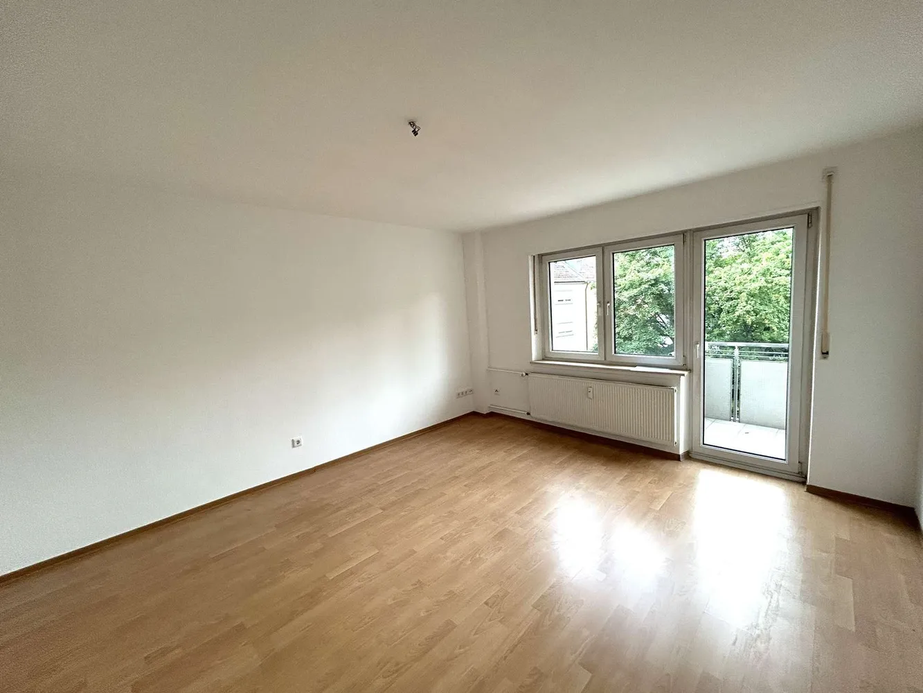 3 Zimmer Wohnung mit 65 m² in Nürnberg – Bild 2