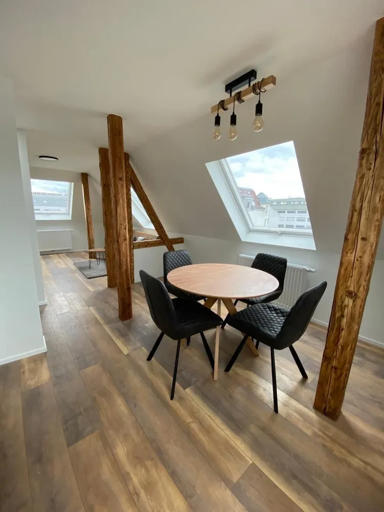 2 Zimmer Wohnung mit 45 m² in Stuttgart – Bild 1