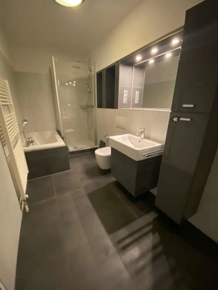 3 Zimmer Wohnung mit 97 m² in Köln – Bild 8