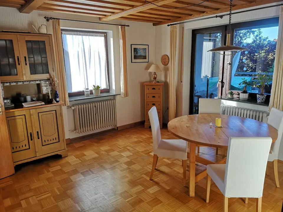 2 Zimmer Wohnung mit 70 m² in Hof – Bild 2