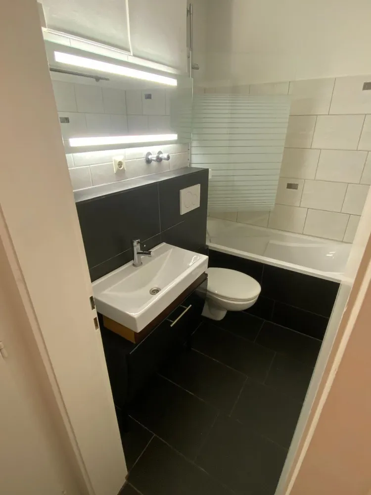 1 room apartment with 35 m² in Hamburg – Photo 5