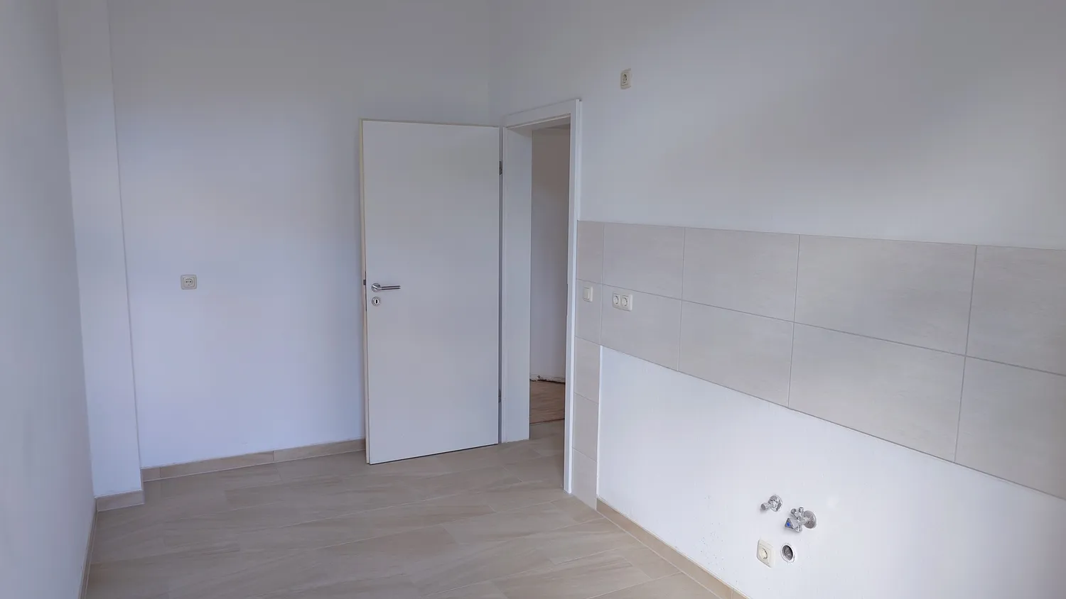 4 Zimmer Wohnung mit 96 m² in Halle (Saale) – Bild 10