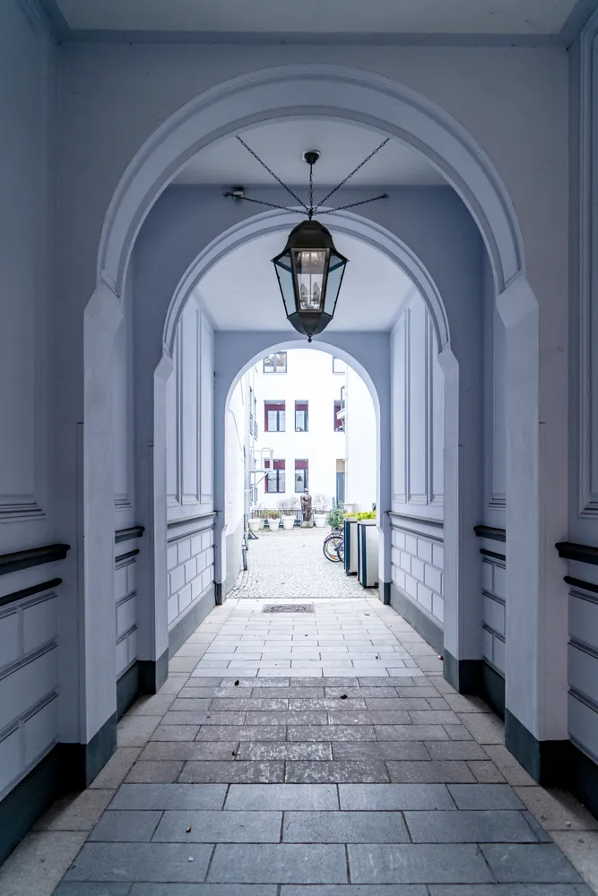 5 Zimmer Wohnung mit 150 m² in Düsseldorf – Bild 1