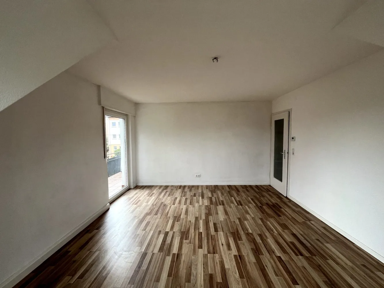 3 Zimmer Wohnung mit 60 m² in Stuttgart – Bild 6