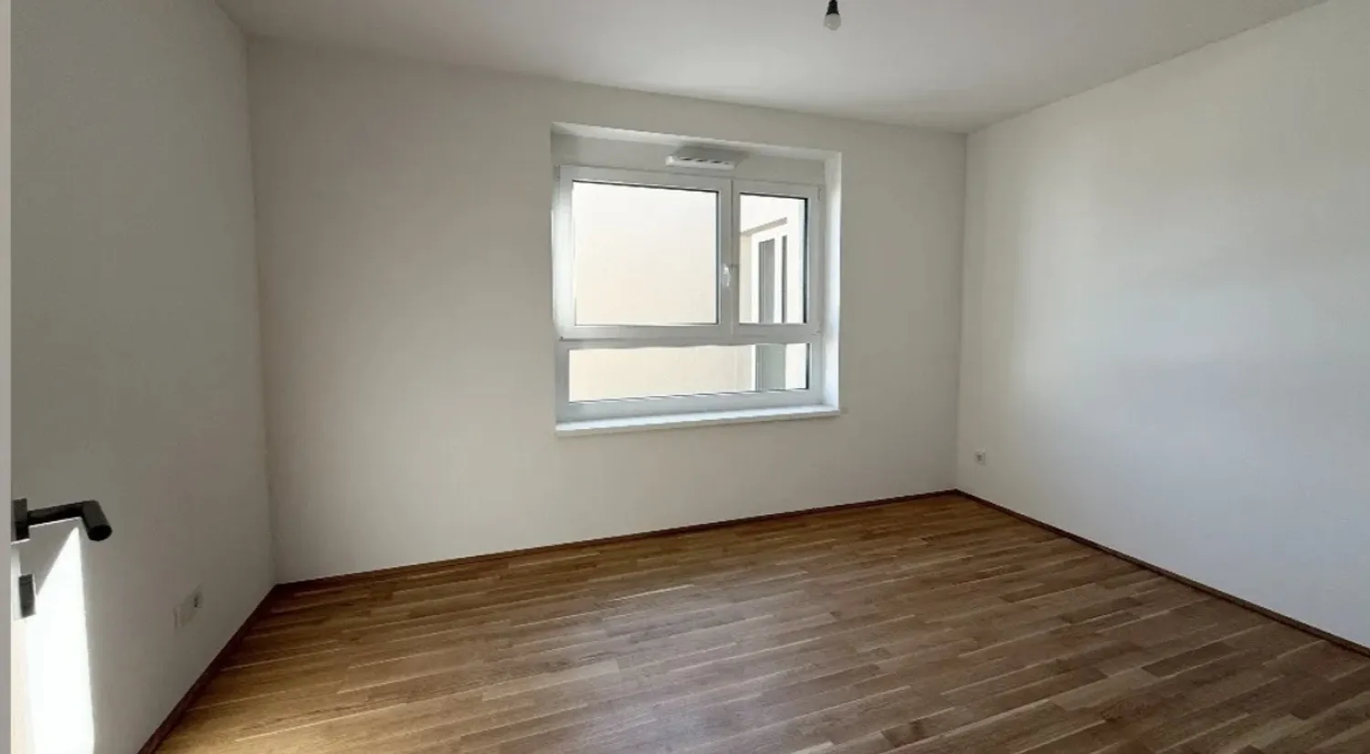3 Zimmer Wohnung mit 94 m² in Berlin – Bild 2