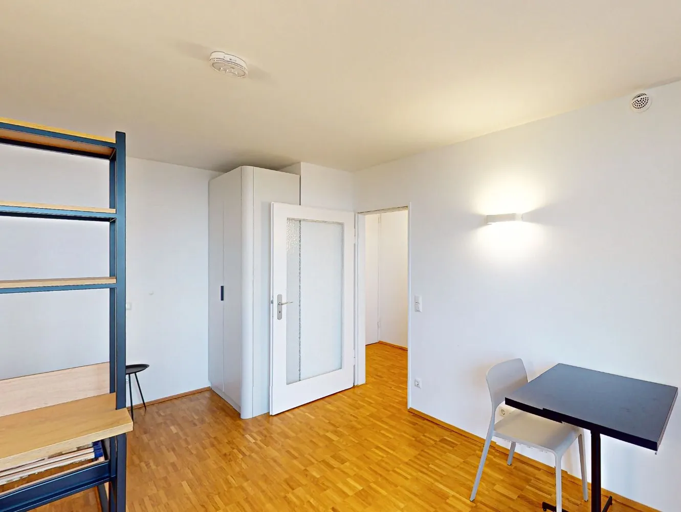 1 Zimmer Wohnung mit 27 m² in Erlangen – Bild 2