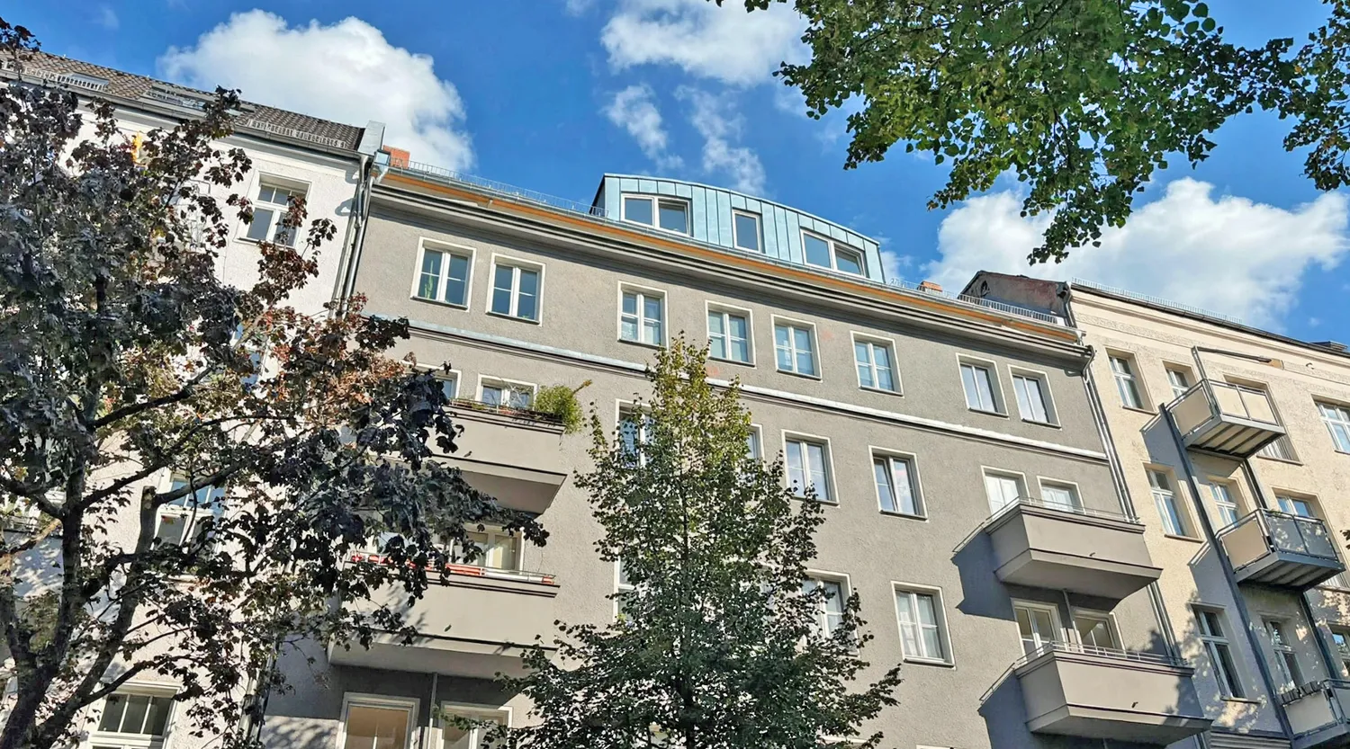2 room apartment with 62 m² in Berlin – Photo 1