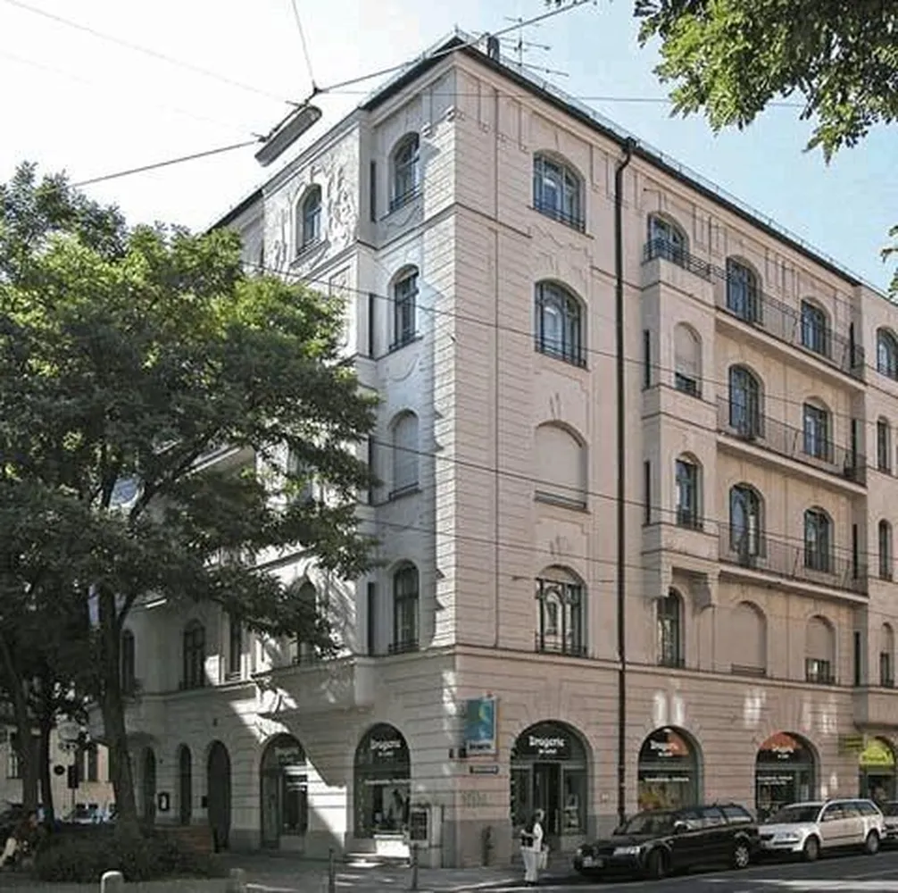 4 room apartment with 102 m² in Munich – Photo 2