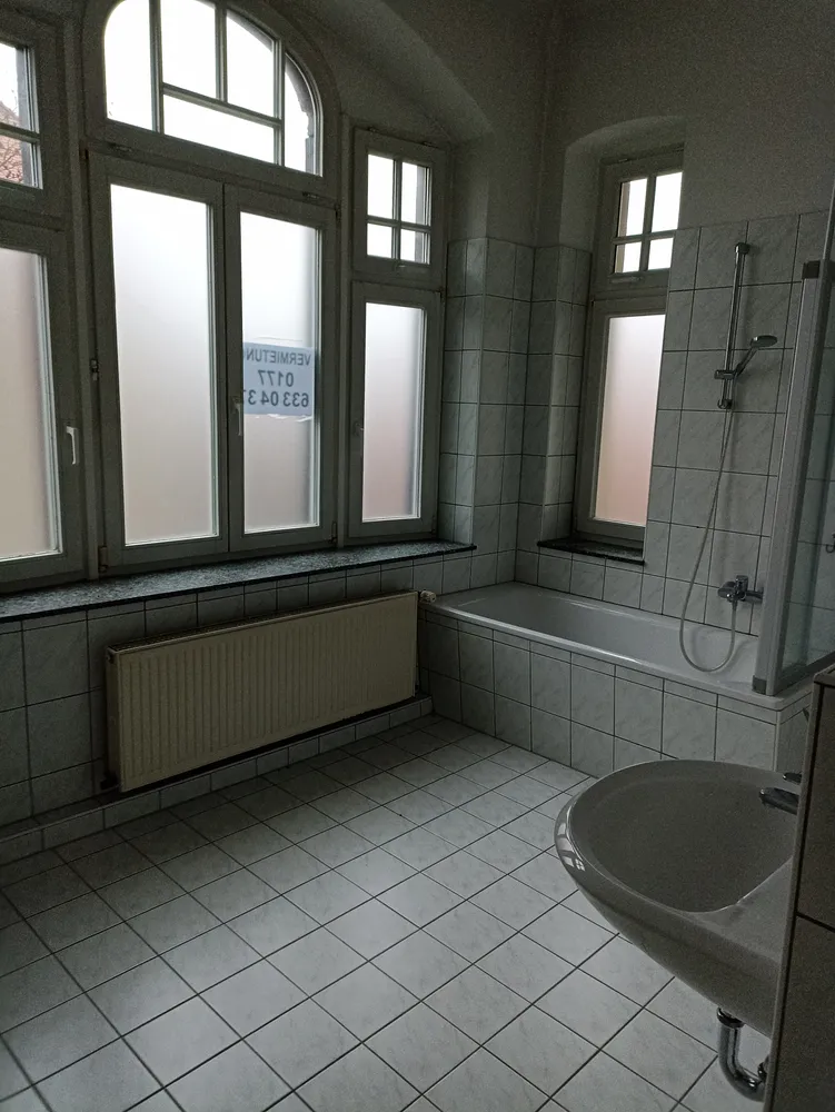 2 Zimmer Wohnung mit 104 m² in Halle (Saale) – Bild 7