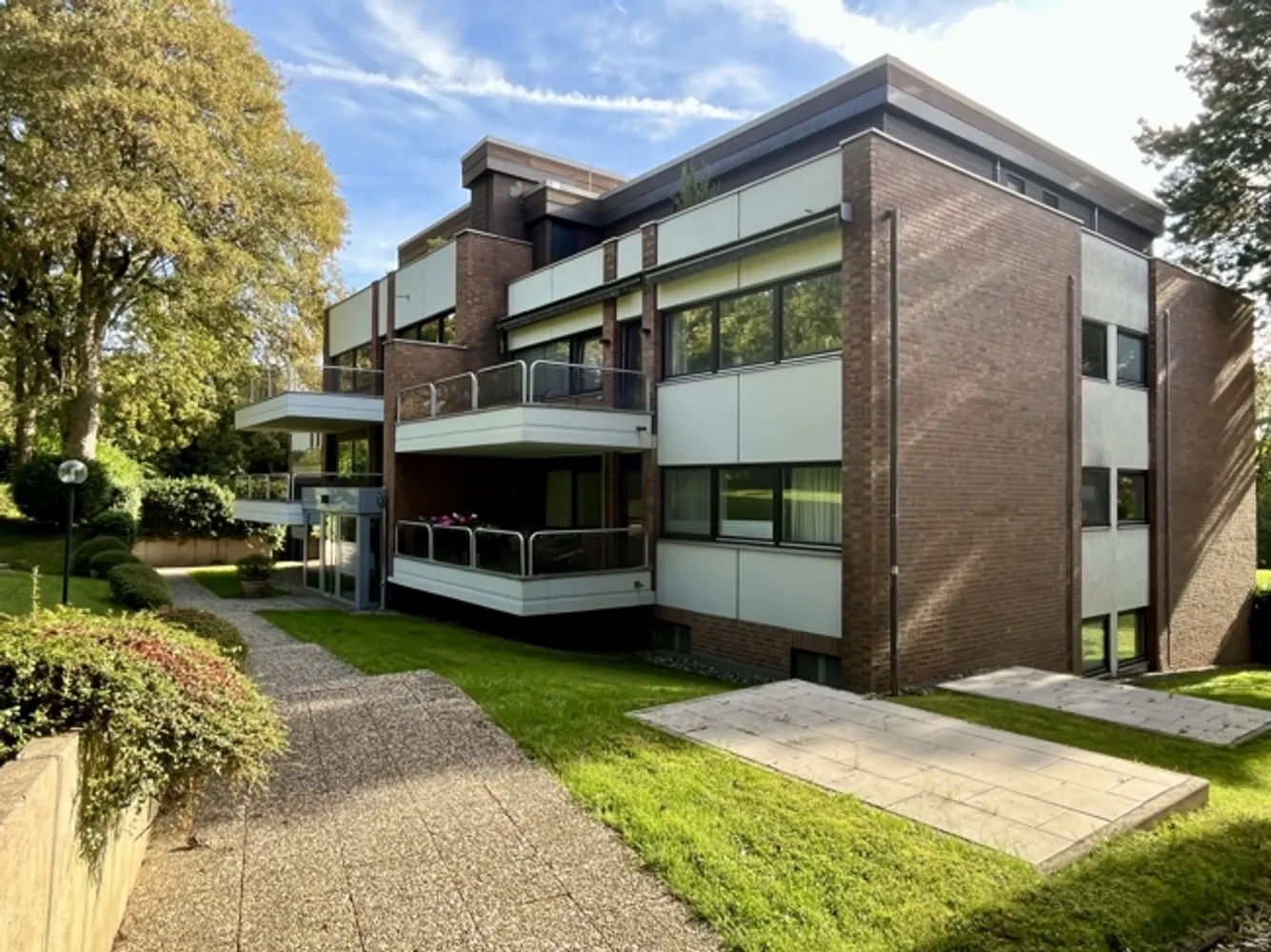 2 Zimmer Wohnung mit 76 m² in Düsseldorf – Bild 9