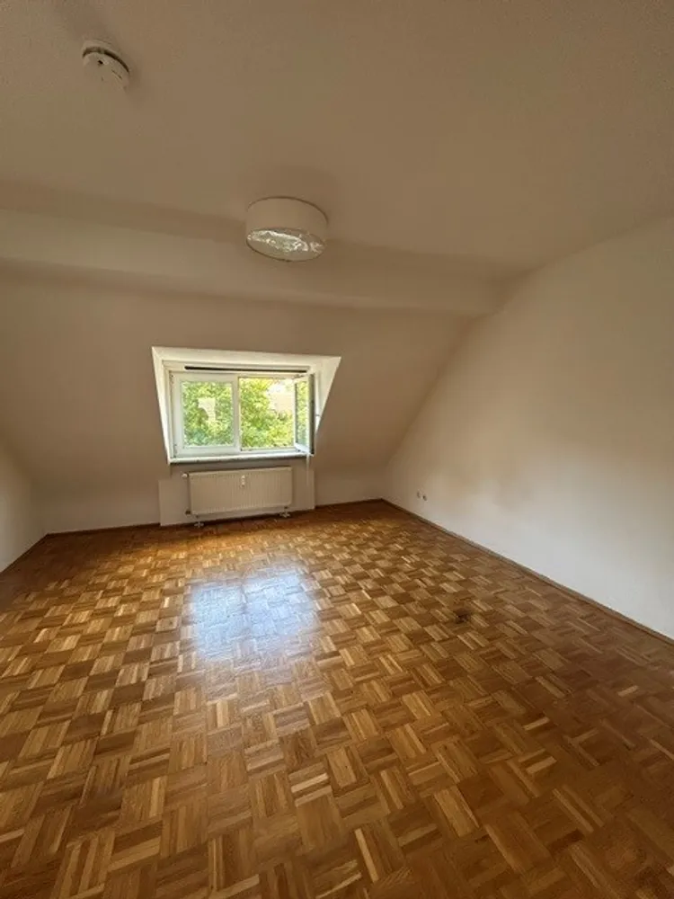 1 Zimmer Wohnung mit 29 m² in Frankfurt am Main – Bild 2