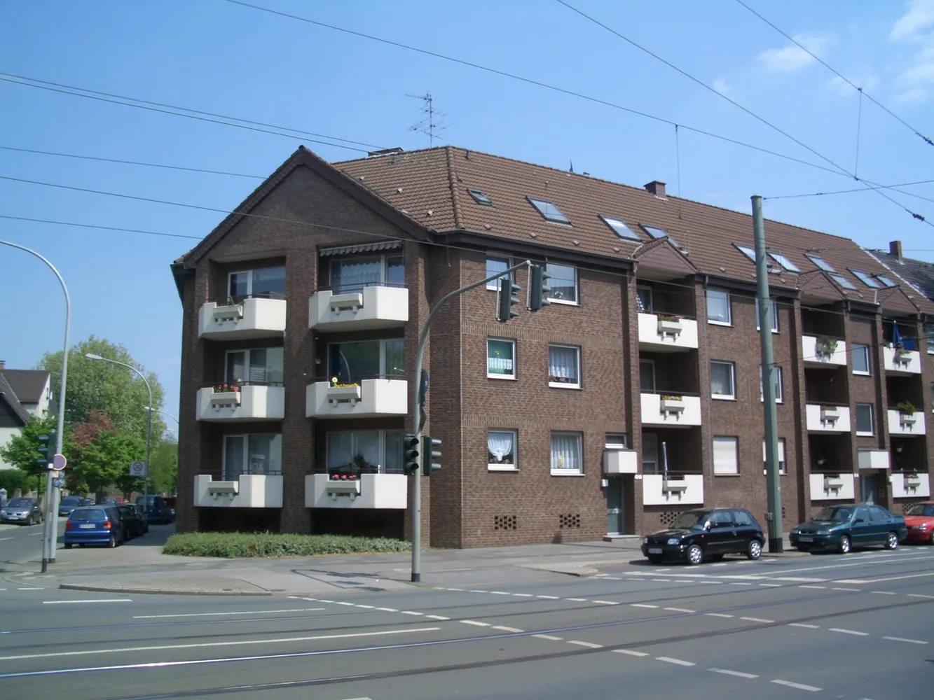 4 Zimmer Wohnung mit 118 m² in Duisburg – Bild 1