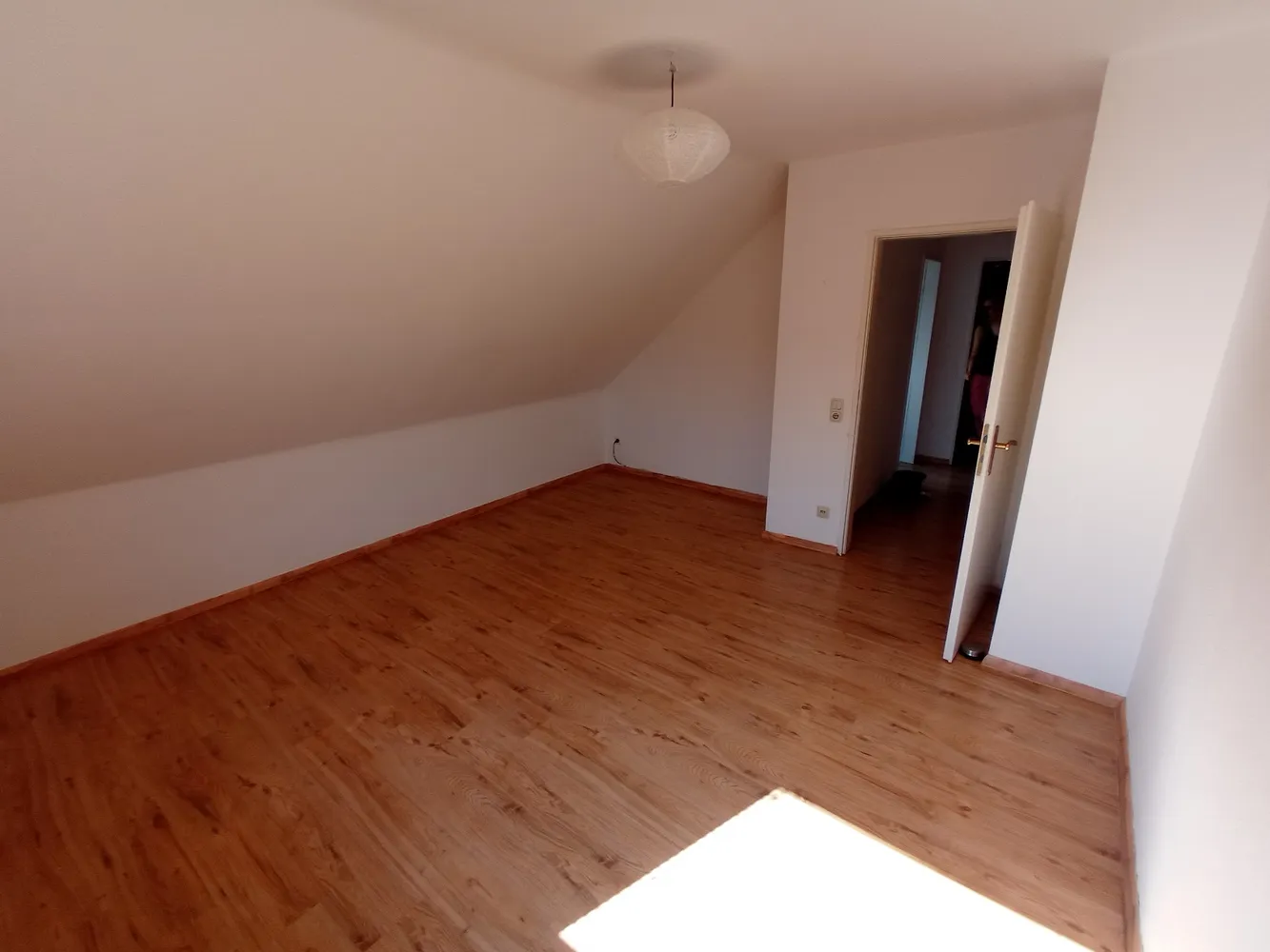 1 Zimmer Wohnung mit 30 m² in Frankfurt am Main – Bild 2