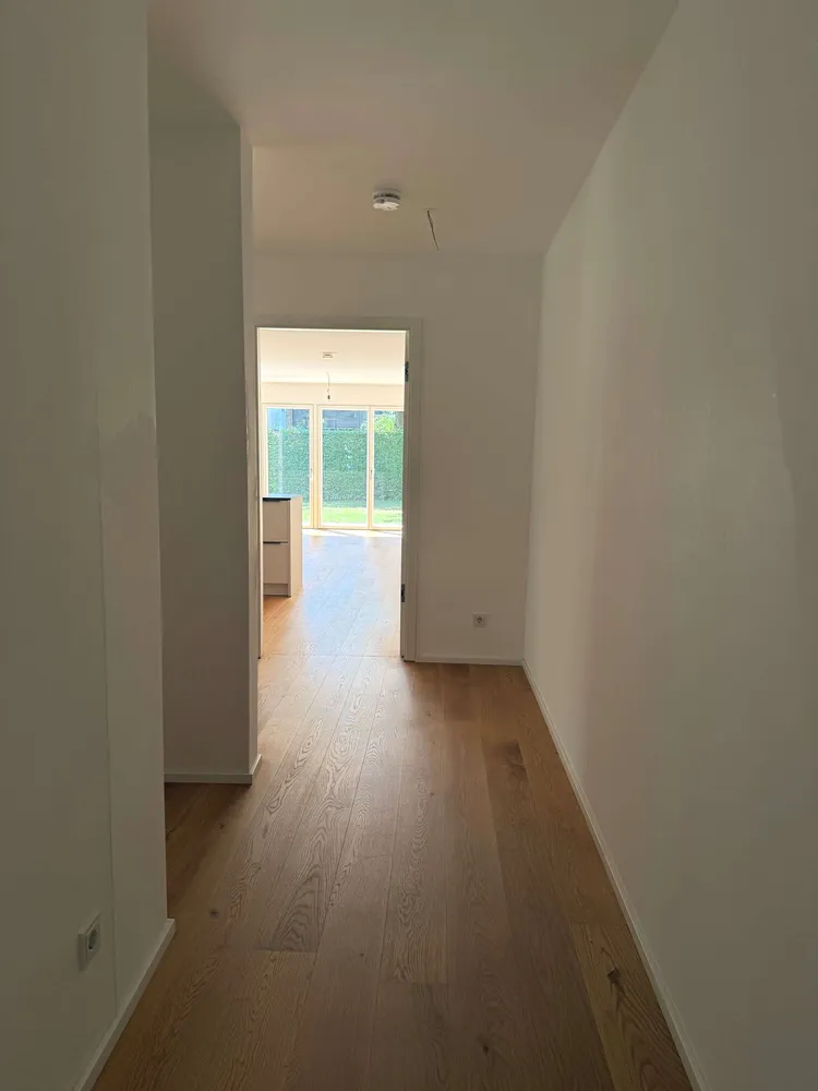 2 Zimmer Wohnung mit 92 m² in München – Bild 4