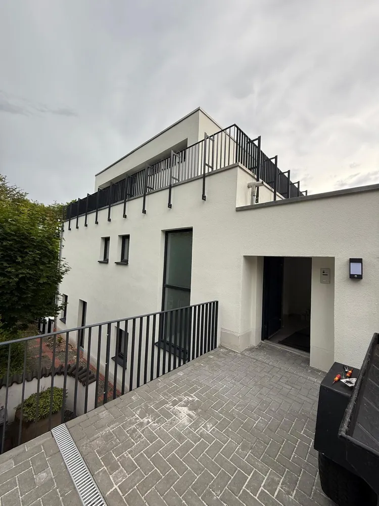 5 room apartment with 220 m² in Saarbrücken – Photo 2
