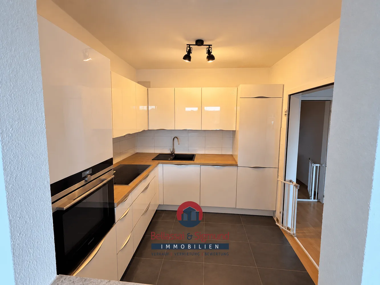 3 room apartment with 93 m² in Bonn – Photo 10