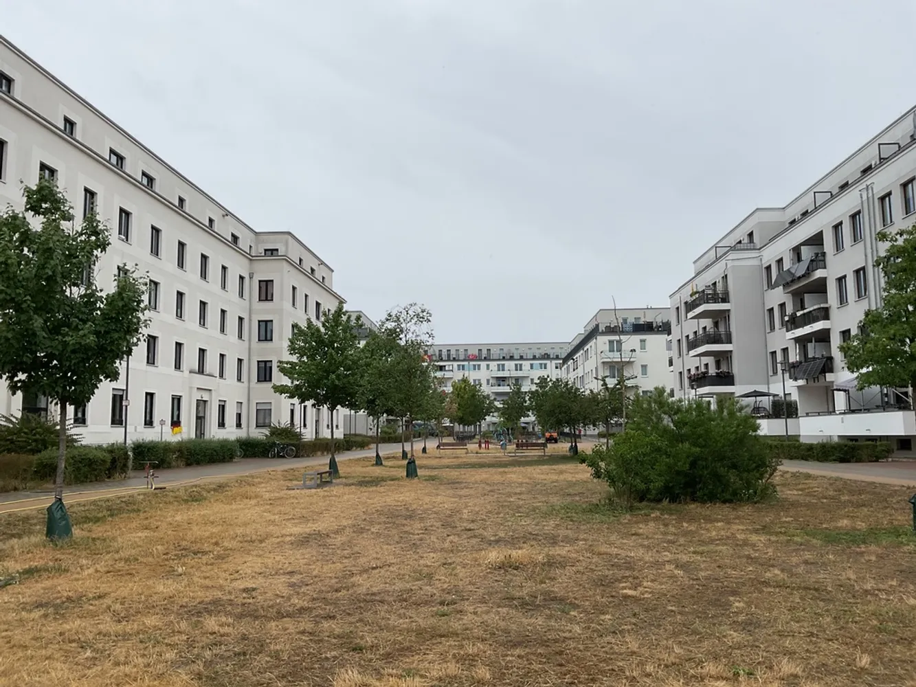 4 Zimmer Wohnung mit 100 m² in Berlin – Bild 1