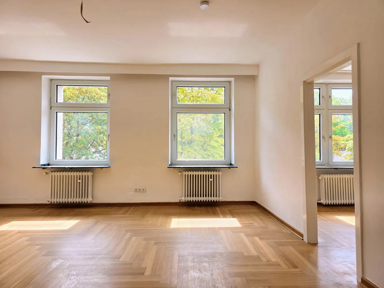 4 Zimmer Wohnung mit 120 m² in Düsseldorf – Bild 3