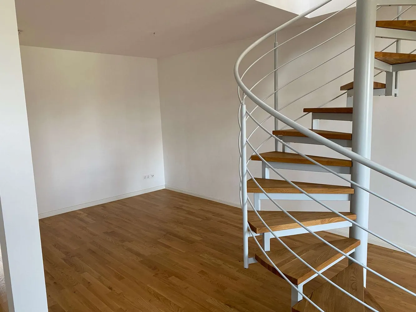 6 Zimmer Wohnung mit 134 m² in Halle (Saale) – Bild 4