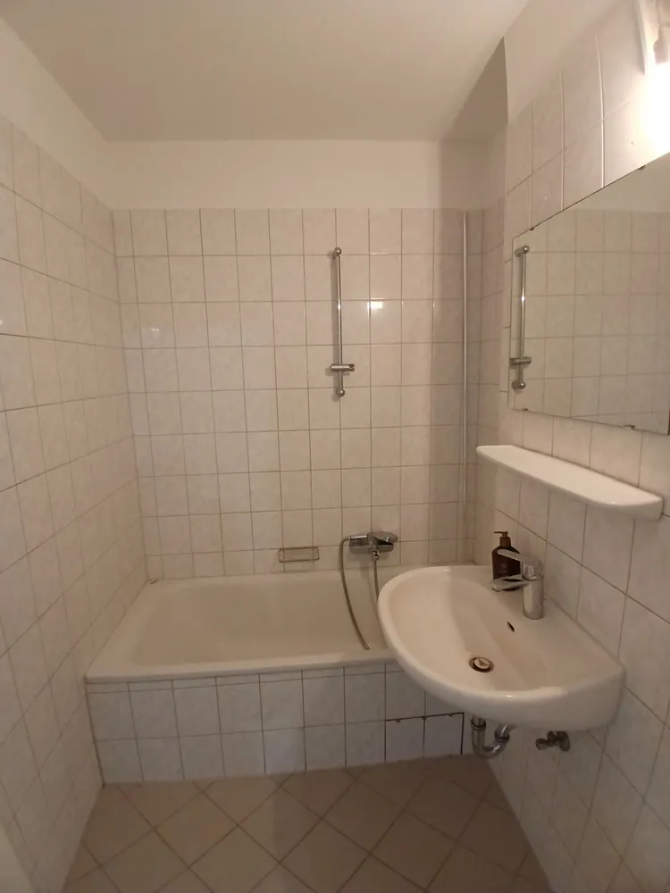 2 room apartment with 57 m² in Frankfurt am Main – Photo 7