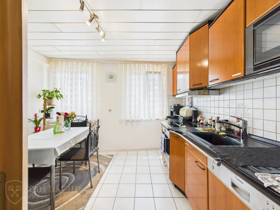 3 Zimmer Wohnung mit 100 m² in Metzingen – Bild 9