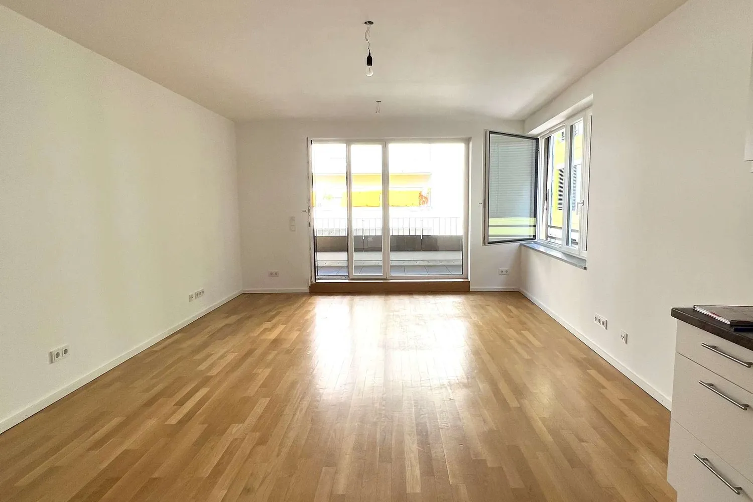 3 Zimmer Wohnung mit 88 m² in München – Bild 2