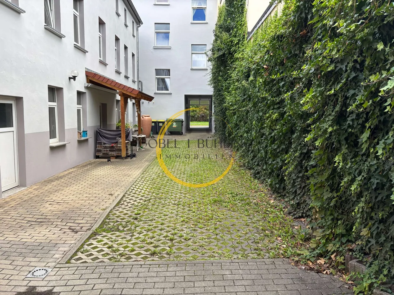 4 Zimmer Wohnung mit 122 m² in Gera – Bild 1