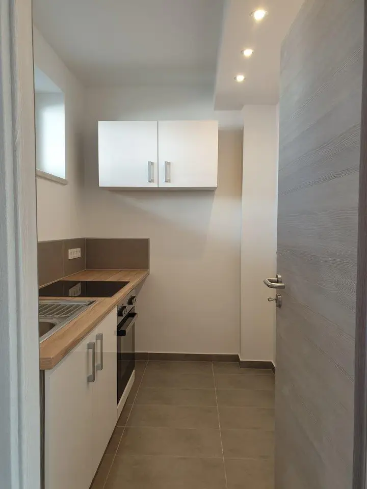 2 Zimmer Wohnung mit 38 m² in Wilhelmshaven – Bild 9