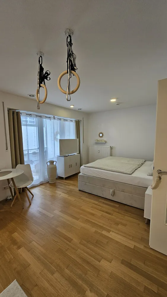 1 Zimmer Wohnung mit 42 m² in Regensburg – Bild 1