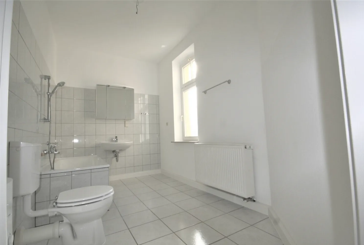2 Zimmer Wohnung mit 76 m² in Zwickau – Bild 11