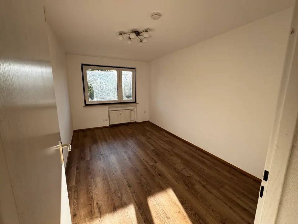 3 Zimmer Wohnung mit 72 m² in Metzingen – Bild 2