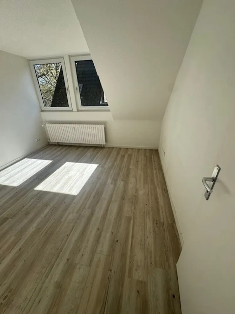 3 Zimmer Wohnung mit 48 m² in Duisburg – Bild 2