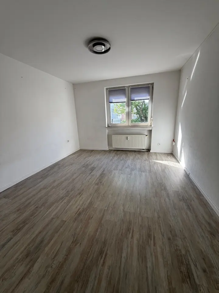 2 Zimmer Wohnung mit 75 m² in Saarbrücken – Bild 6